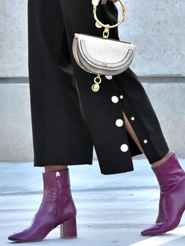 Lockere Hose mit hoher Taille und Knöpfen ohne Gürtel