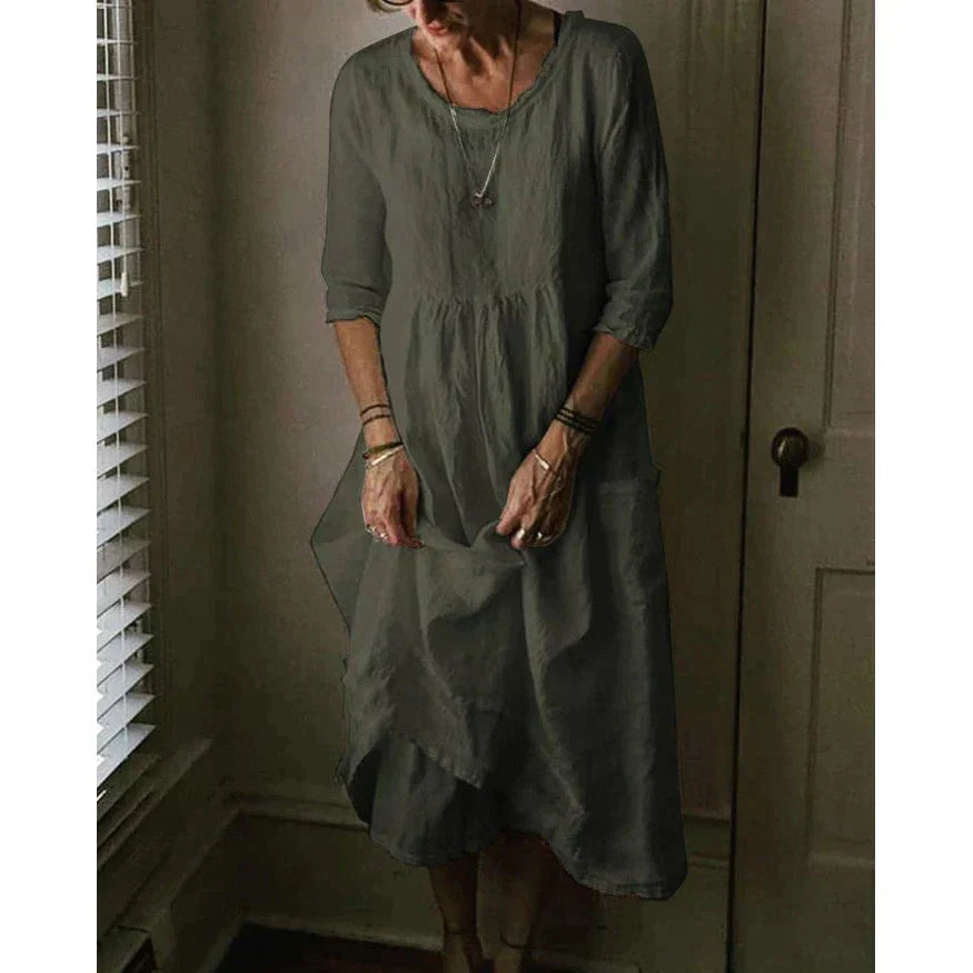 Aurinda | Women's Round Neck 3/4 Sleeve Midi Dress