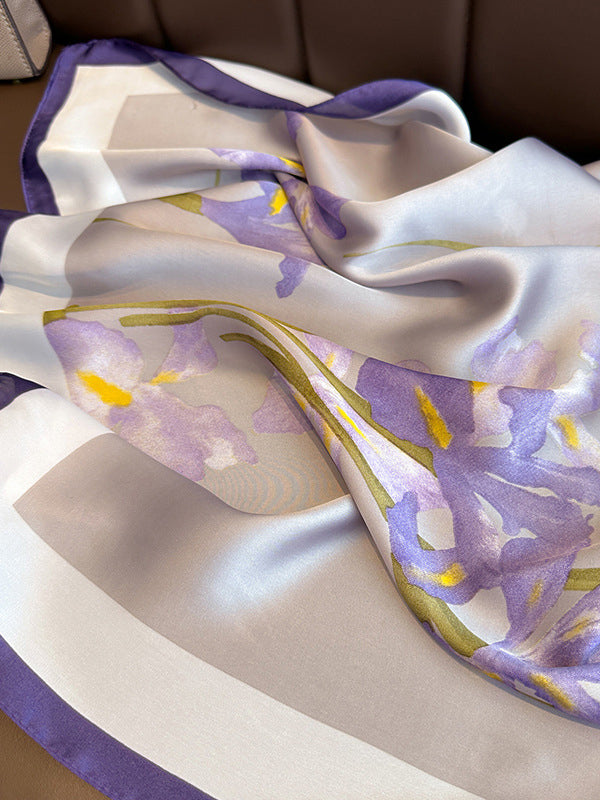 Sonnenschutzschal und Schal mit Blumenmuster in Kontrastfarbe