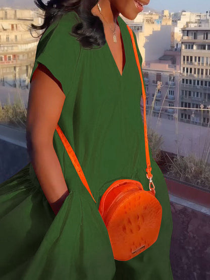 Robe longue ample à manches courtes et poches plissées, couleur unie, col en V fendu 