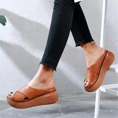 Viola | Women's Flat Cushioned Sandals