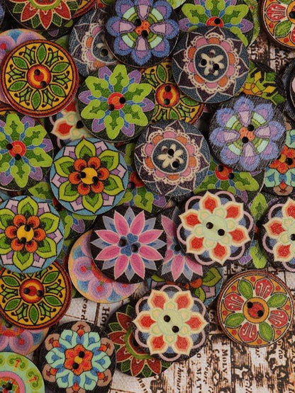 Environ 100 boutons ronds imprimés multicolores 