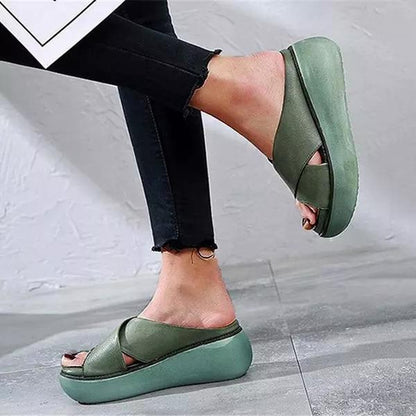 Viola | Women's Flat Cushioned Sandals