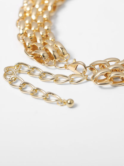 Sélection élégante de colliers et d'accessoires 