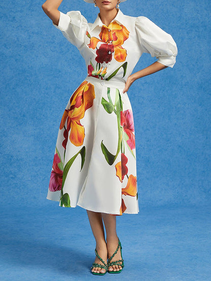 Lose Puffärmel, Blumendruck, plissiertes Revers mit geteiltem Saum, Blusen und Hemden 