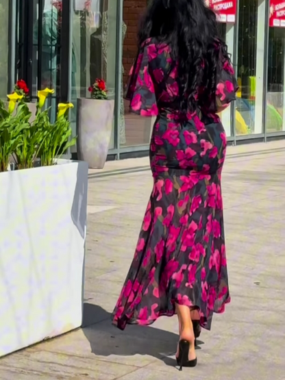 Madison™ | Retro V-neck trumpet sleeve printed dress