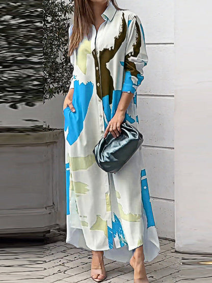 Lockeres, gewickeltes Hemdkleid mit Knöpfen, kontrastfarbenen Taschen, bedrucktem Schlitz an der Seite 