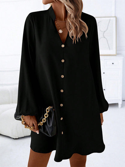 Mini-robe trapèze à manches longues et col en V, boutonnée et unie 