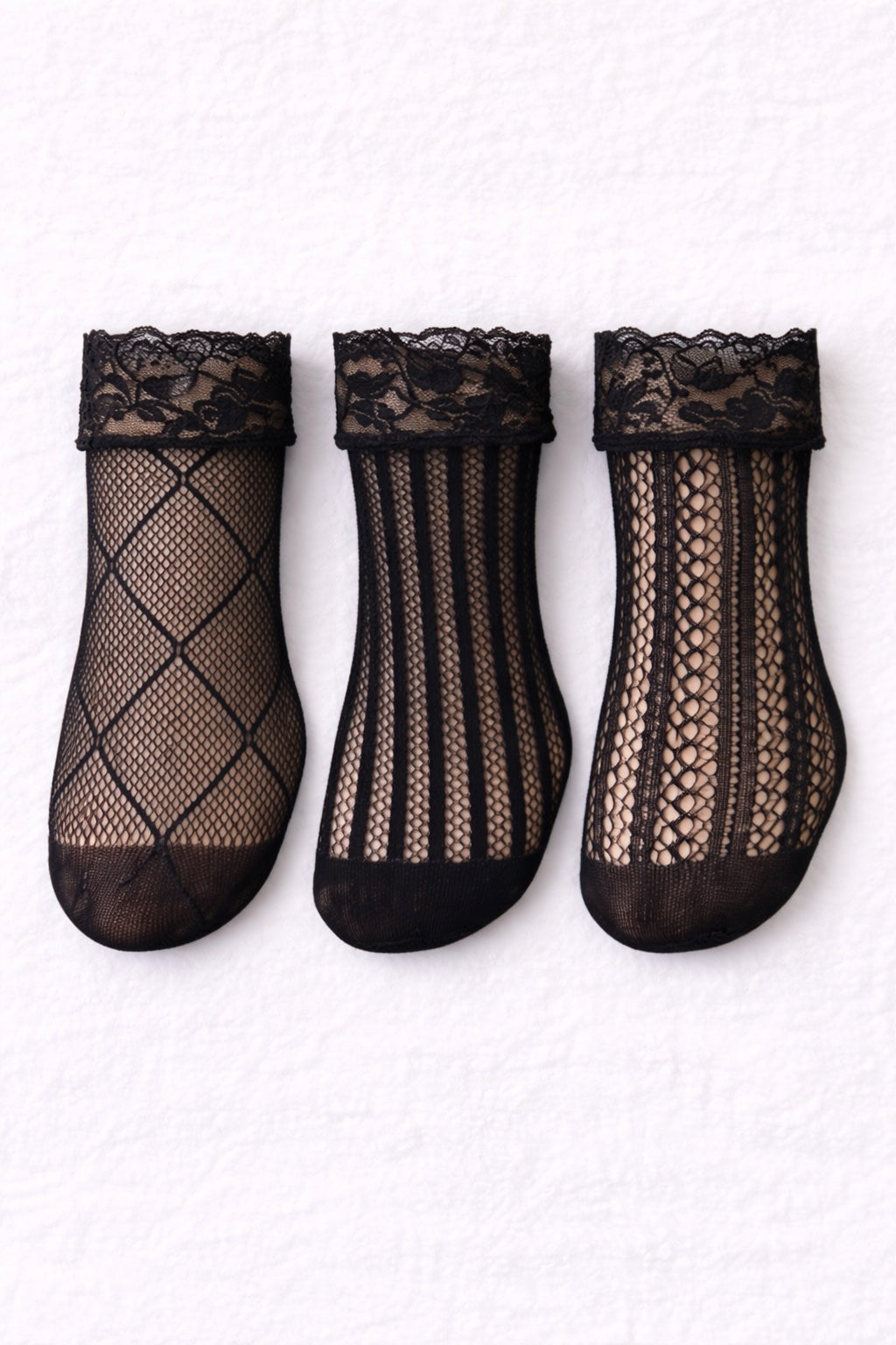 3-Pack Floral Diamond Lace Fishnet Socks