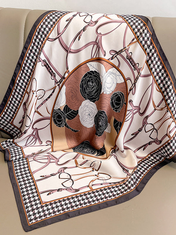 Écharpes et chapeaux carrés à imprimé floral pied-de-poule 