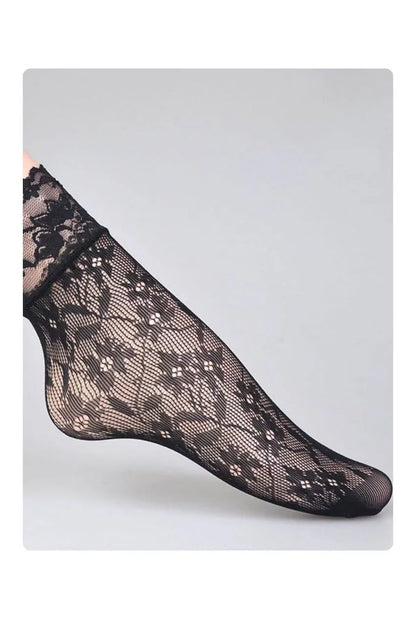 3-Pack Romantic Floral Fishnet Socks