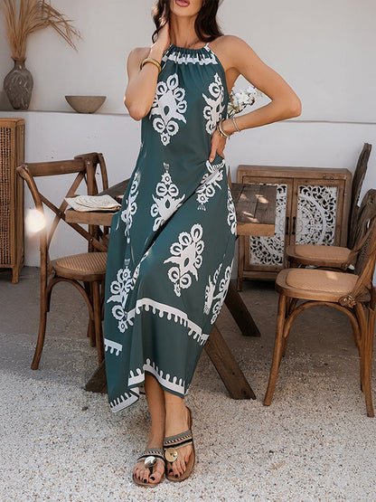 A-Line Loose Contrast Color Halter-Neck Maxi Dresses