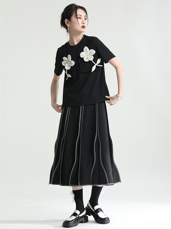 T-shirt original et élégant avec appliques de couleur contrastée 