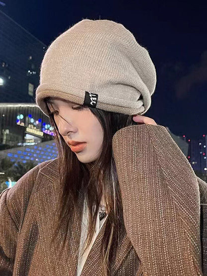 Bonnets tricotés plissés à joint fendu 