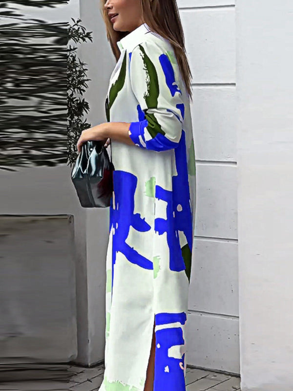 Lockeres, gewickeltes Hemdkleid mit Knöpfen, kontrastfarbenen Taschen, bedrucktem Schlitz an der Seite 