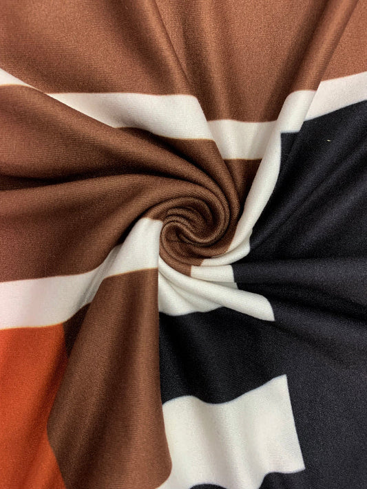 Langärmlige, enge, geometrisch bedruckte T-Shirts mit hohem Halsausschnitt 