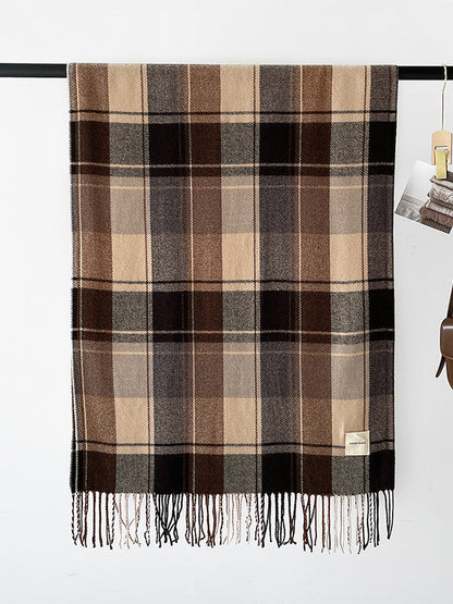 Châle et écharpe à pompons à rayures et carreaux de couleur contrastée 