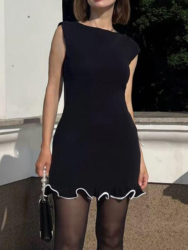 Mini-robes taille haute sans manches à volants et col rond de couleur unie 