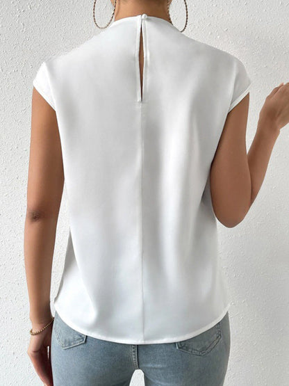 Loose Sleeveless Hollow Pleated Solid Color Mock Neck T-Shirts Tops