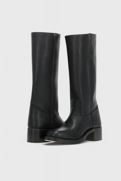 Grace™ | Modern Classic Boots for All-Season Wear
