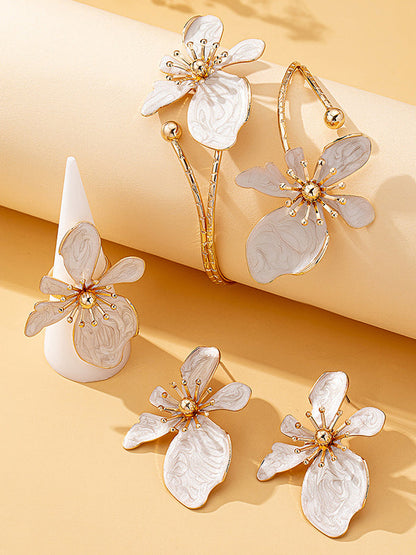 Flower Shape Bracelet + Earrings + Rings Accessories Three Pieces