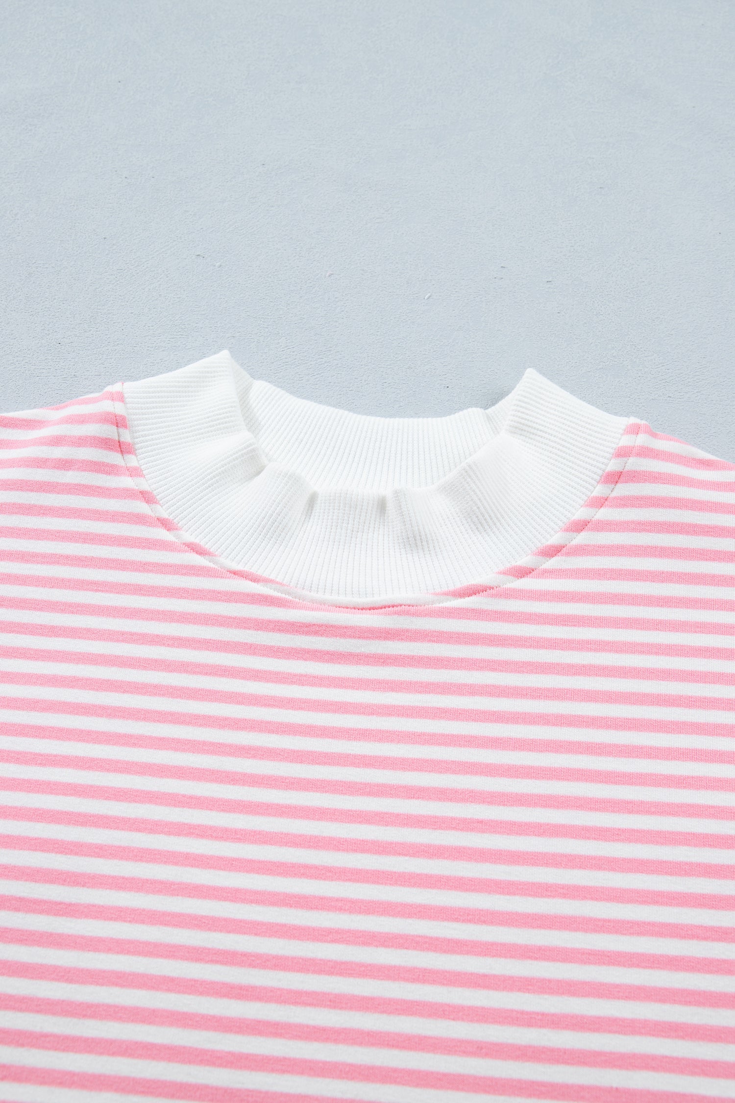 Sky Blue Stripe Cuffed Sleeve Contrast Mock Neck Tee Casual 2pcs Short Set