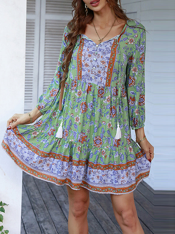 A-Line Loose Buttoned Contrast Color Flower Print Pleated V-Neck Mini Dresses