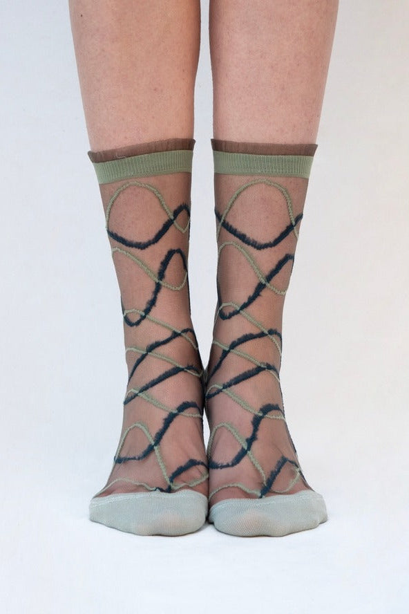 Women's Sheer Curve Socks