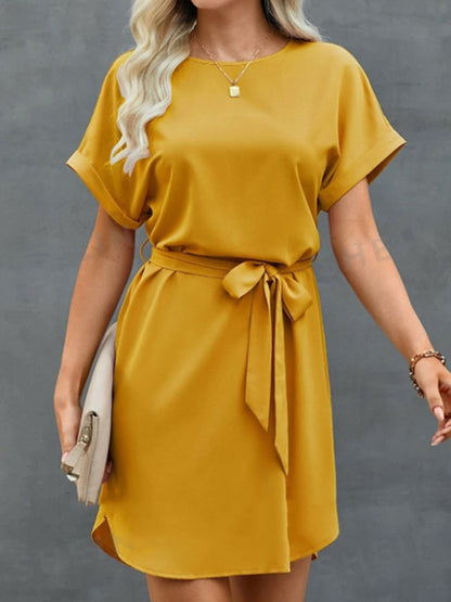 Loose Short Sleeves Solid Color Tied Waist Round-Neck Mini Dresses