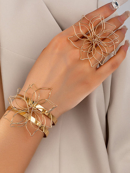 Flower Shape Bracelet Accessories + Rings Accessories