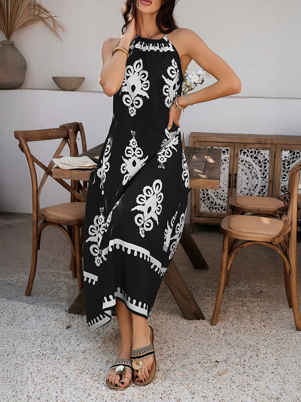 A-Line Loose Contrast Color Halter-Neck Maxi Dresses