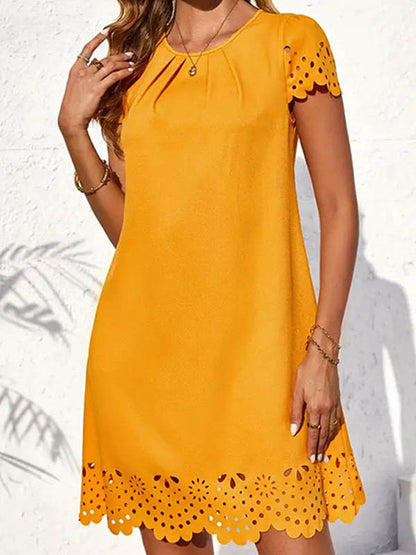 Mini-robes amples à manches courtes, plissées et creuses, couleur unie, à col rond et à fentes 