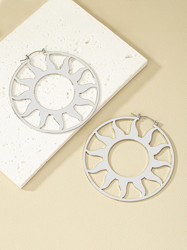 Boucle d'oreille creuse en forme de soleil de couleur unie 