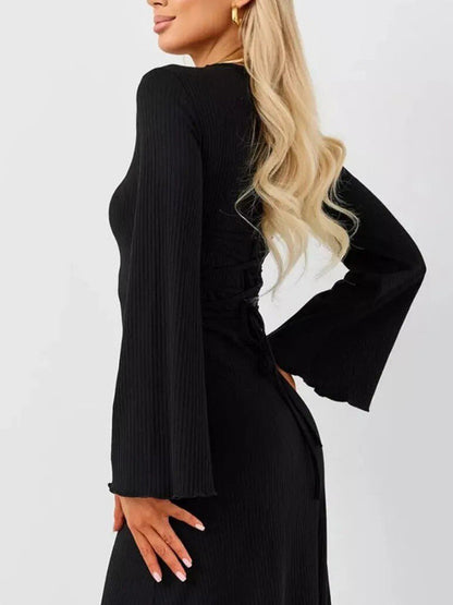 Long Sleeves Pleated Ruffled Solid Color Split-Joint Round-Neck Maxi Dresses