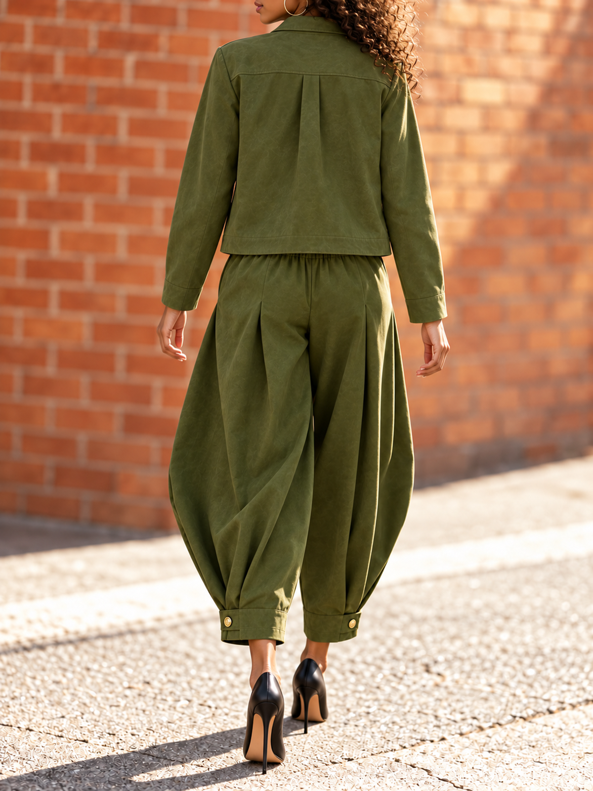 Split-Joint Solid Color Pockets Buttoned Long Sleeves Cropped Lapel Outerwear