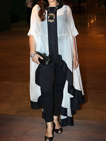 Chemisiers et chemises à col rond, manches chauve-souris, en gaze transparente, asymétriques et fendues 