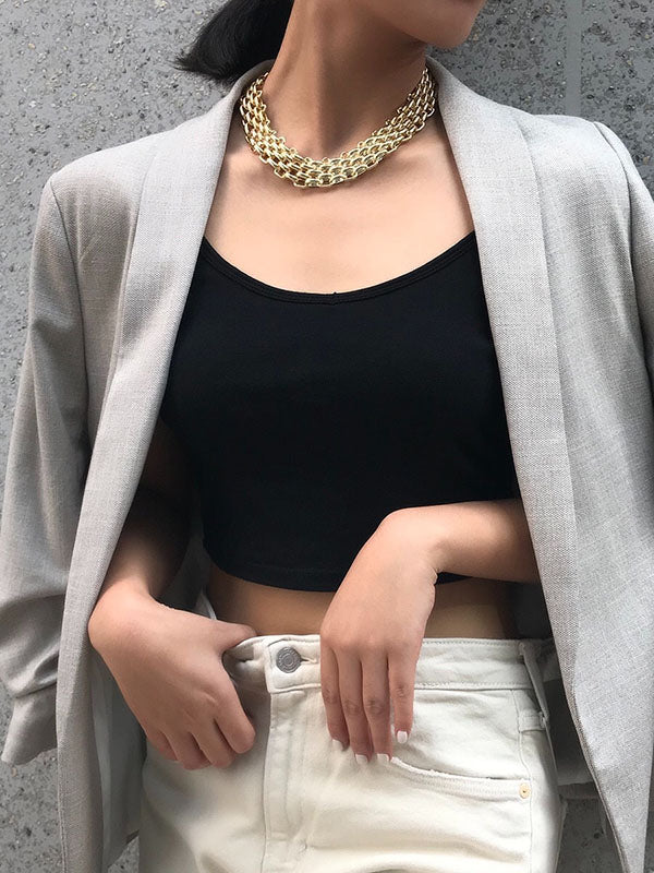 Sélection élégante de colliers et d'accessoires 