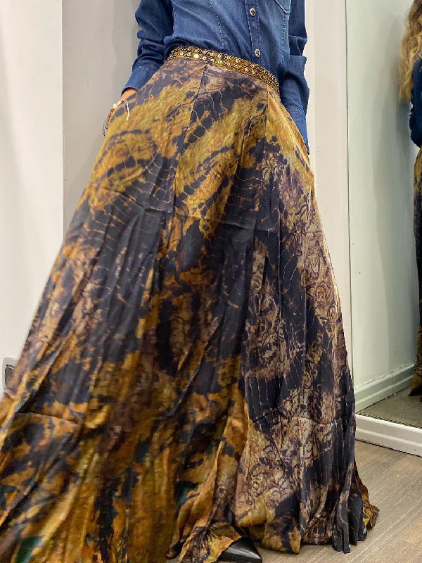 Jupe ample à imprimé floral contrasté 