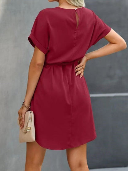 Loose Short Sleeves Solid Color Tied Waist Round-Neck Mini Dresses