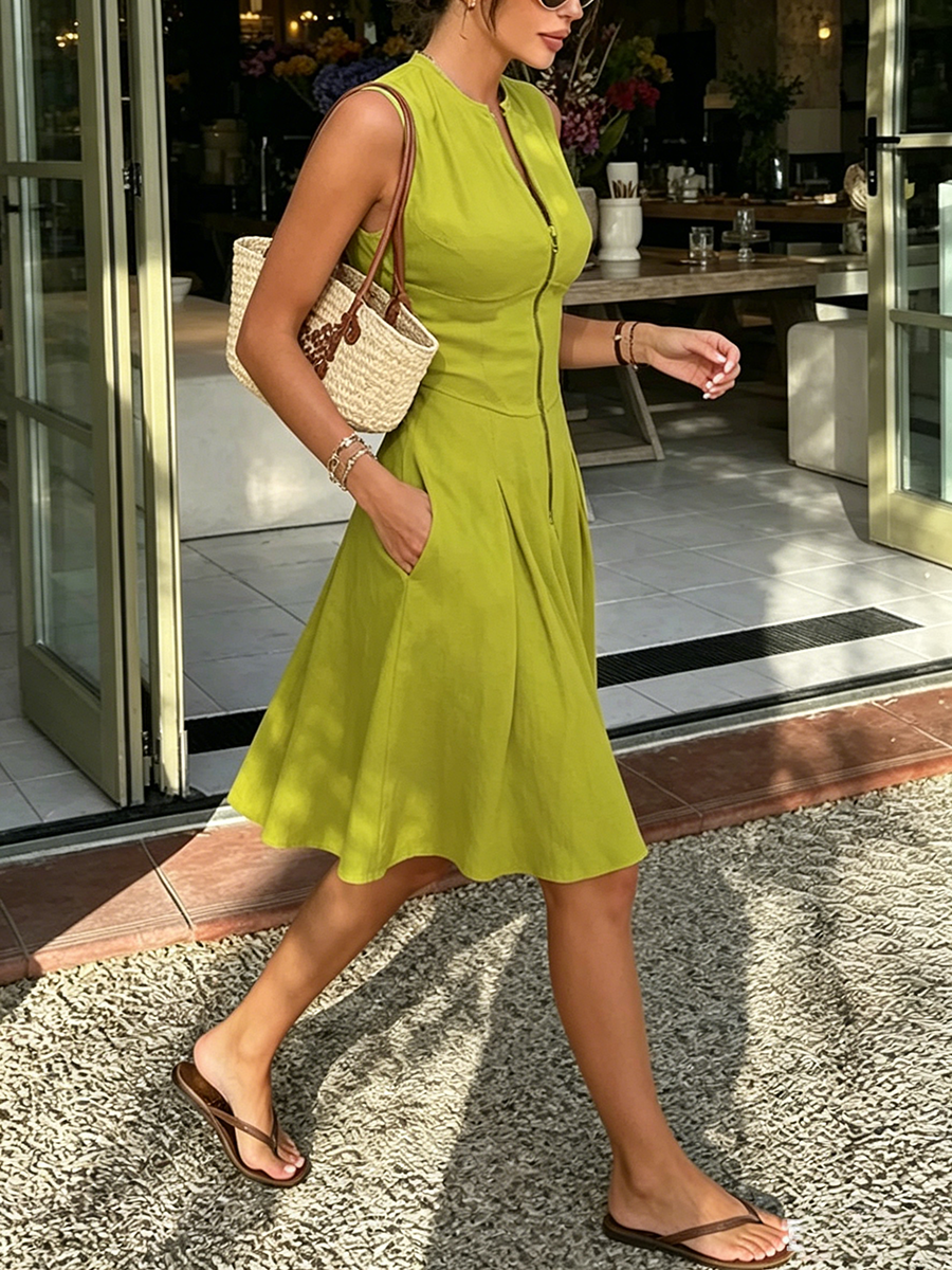 A-Line Sleeveless Pleated Pockets Solid Color Zipper Round-Neck Mini Dresses