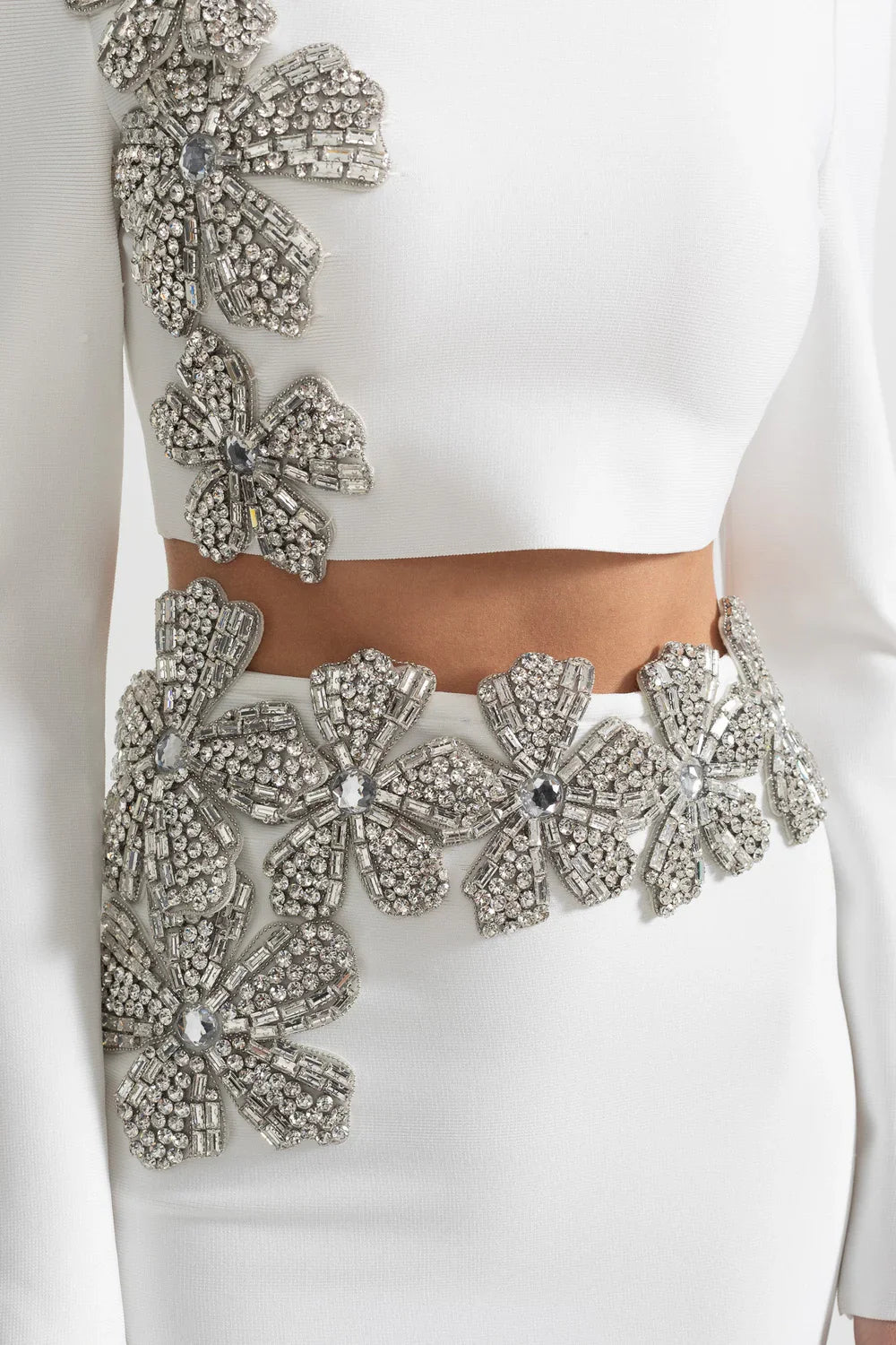 ARAIA BANDAGE DIAMOND FLOWER ACCENT WITH LONG SLEEVES TOP AND MAXI SKIRT SET