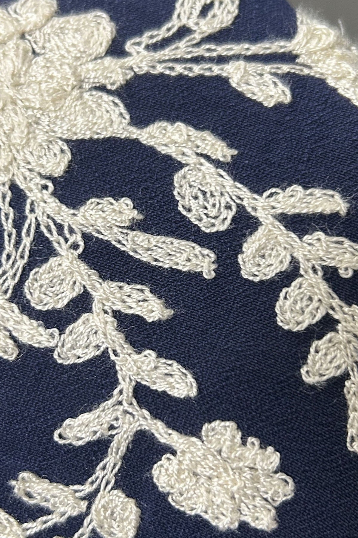 Chemise à manches longues boutonnée à fleurs