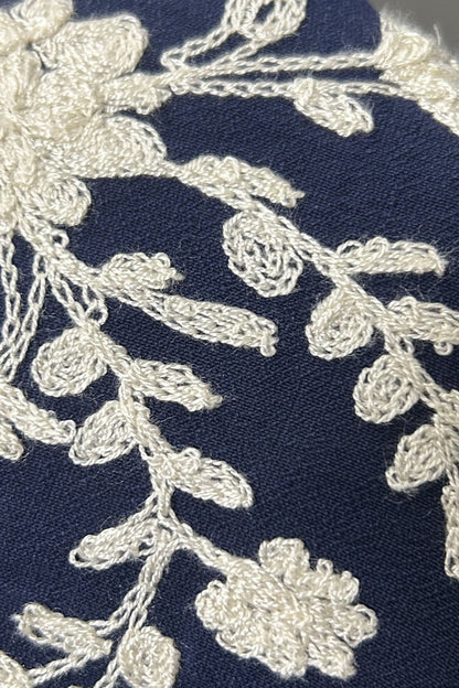 Chemise à manches longues boutonnée à fleurs