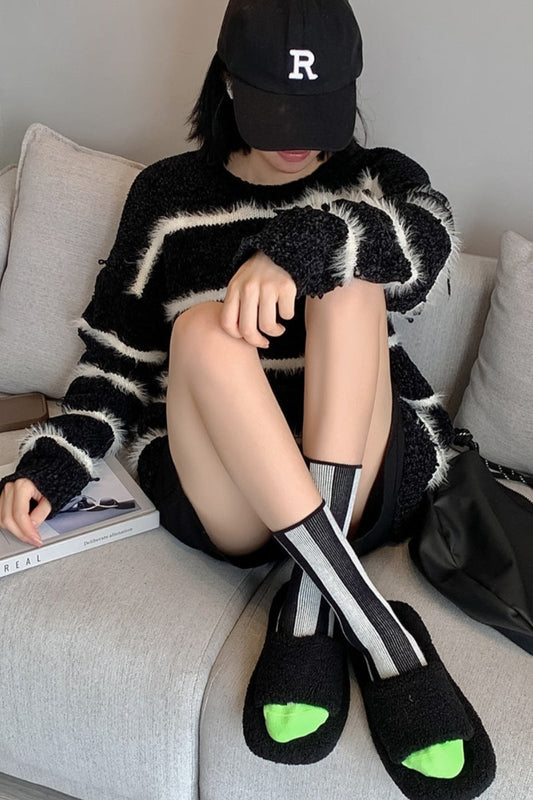 Contrast Striped Crew Socks