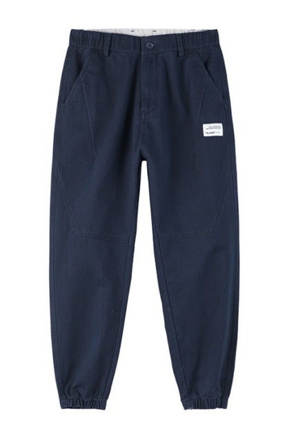 Locker sitzende Jogginghose mit Kordelzug