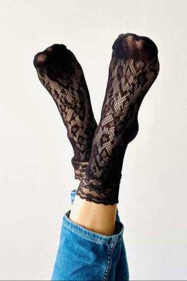 Nina Mesh Lace Ankle Socks