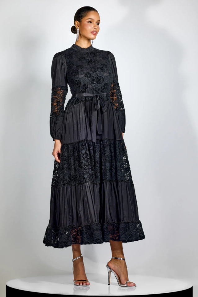 Quenna Lace Panel Midi Dress