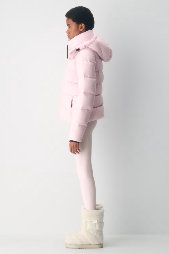 Aritzia The SuperSnug Puff