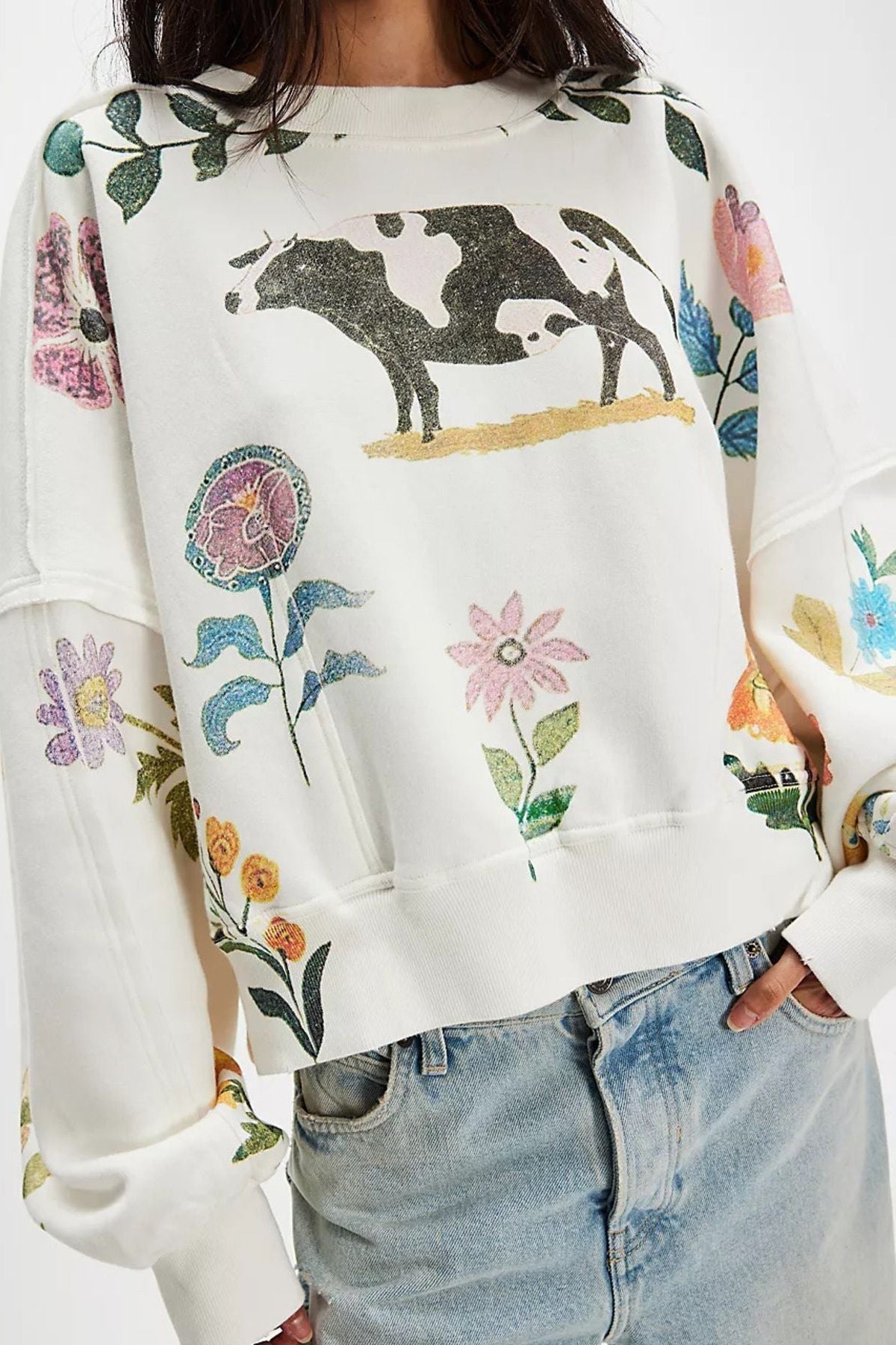 Graphic Printed Dropped Shoulder Sweatshirt