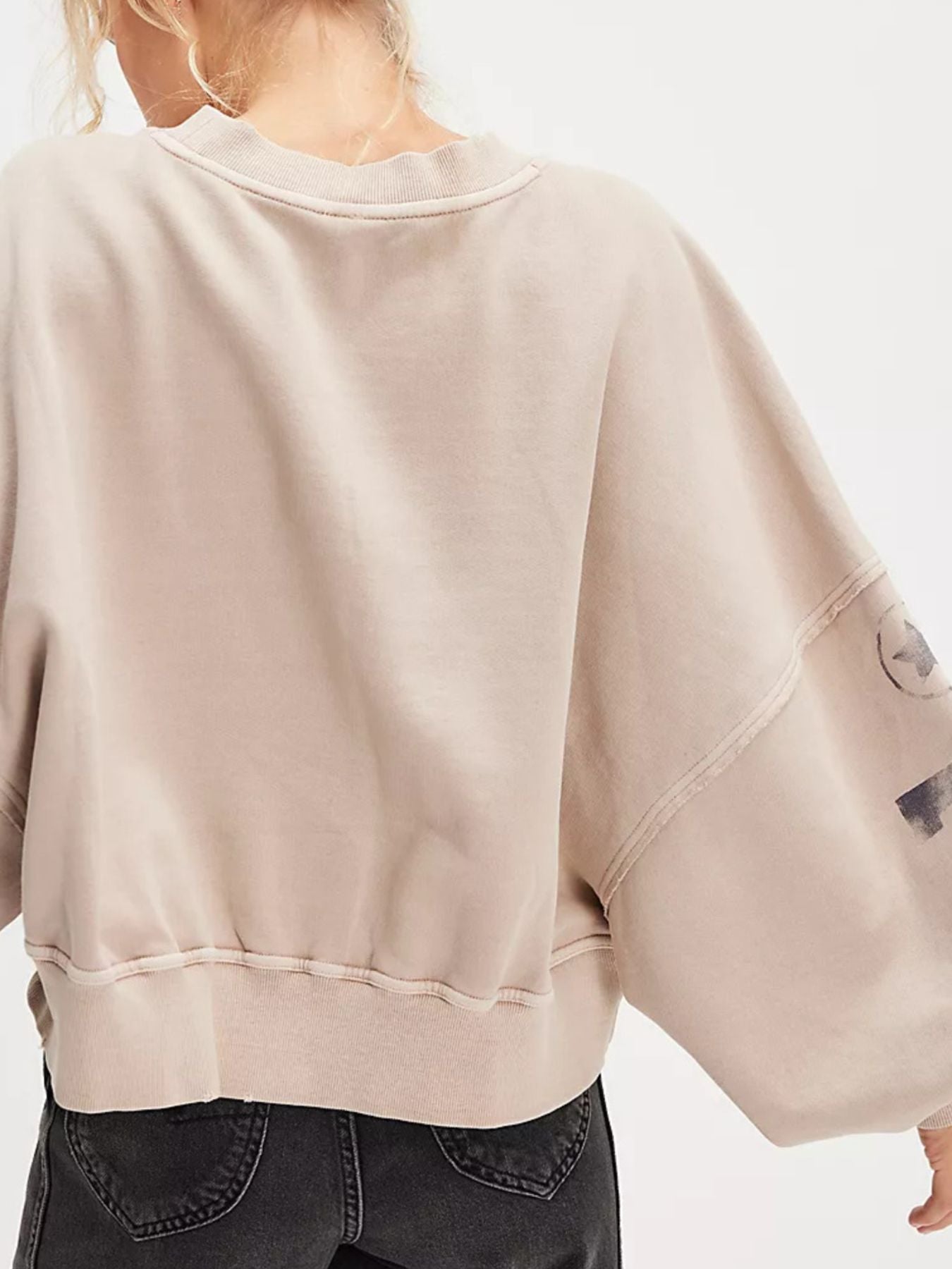 Graphic Printed Dropped Shoulder Sweatshirt